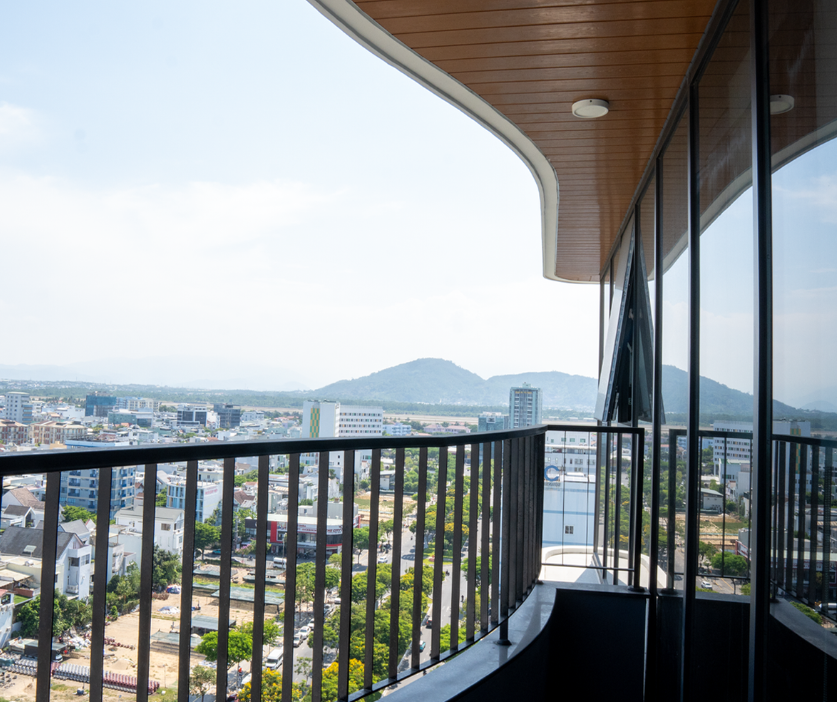 view trung tâm SONTRA BUILDING Đà Nẵng